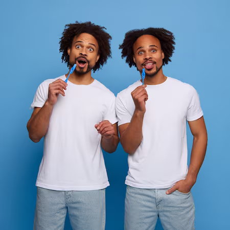 hermanos haciéndose una prueba de ADN